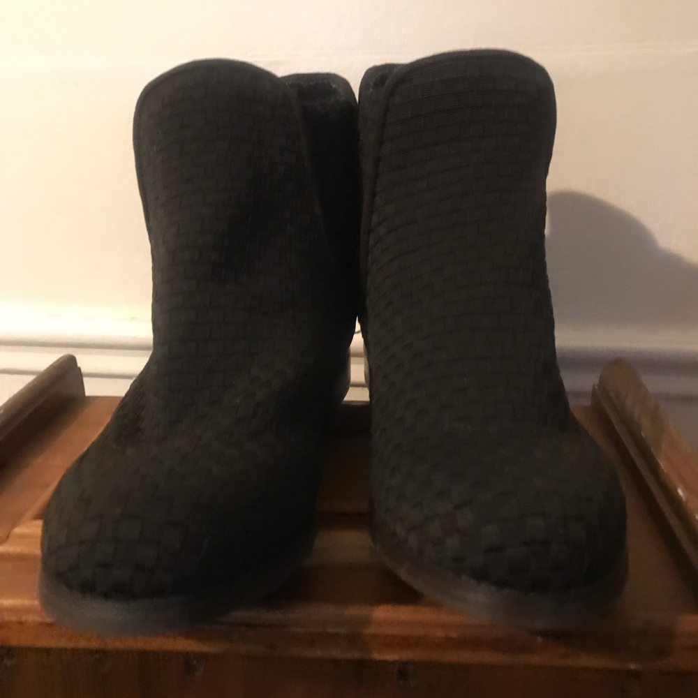 Bernie Mev brown woven boots